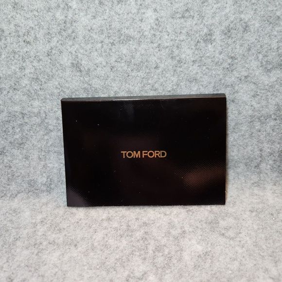 Tom Ford TRACELESS SOFT MATTE FOUNDATION sampler - Picture 2 of 3